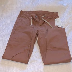 Vuori women’s ripstop pant XL